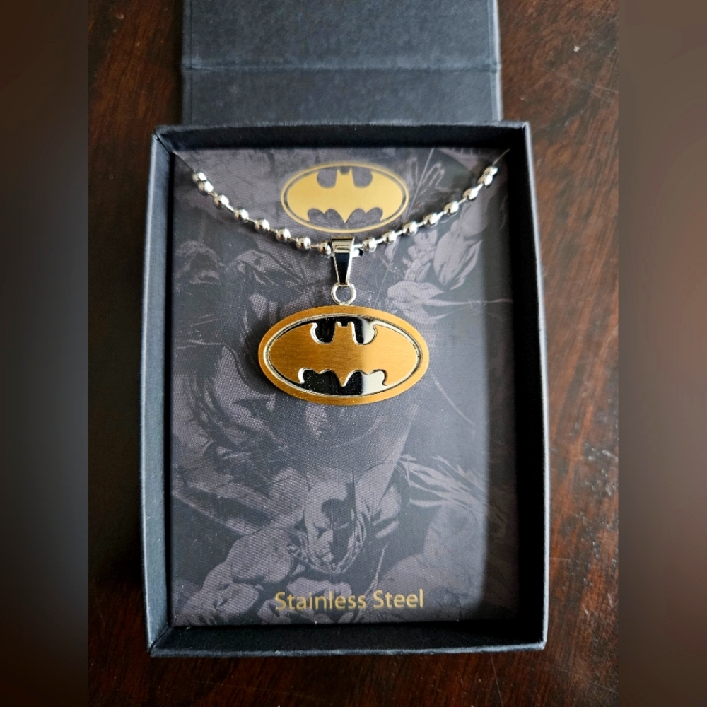 BATMAN Stainless Steel Yellow Plated Dog Tag with 22" bead chain